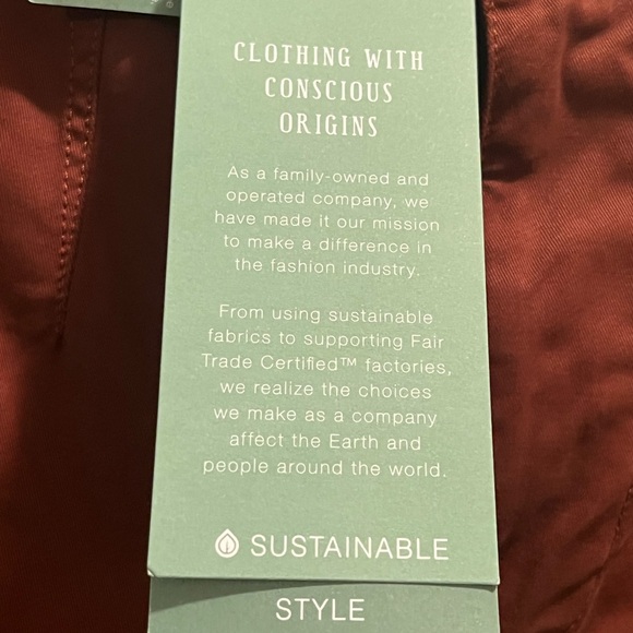 NWT Aventura Raleigh Pants. Size 8. Color is Brownnout.Sustainable Fabric! - Picture 5 of 9